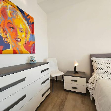 Appartement La Finestra Sul Porto à Gênes Extérieur photo