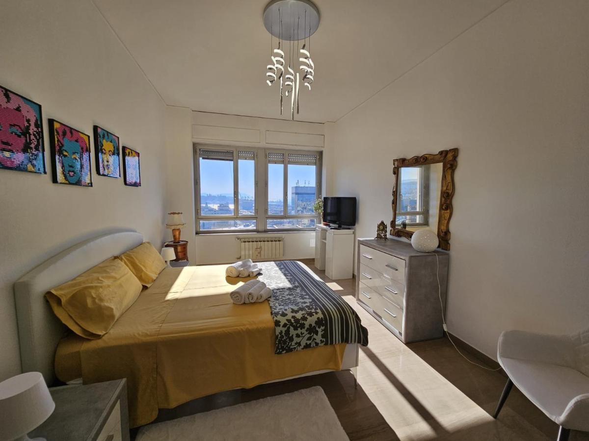 Appartement La Finestra Sul Porto à Gênes Extérieur photo