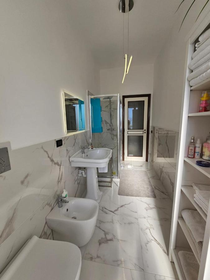 Appartement La Finestra Sul Porto à Gênes Extérieur photo